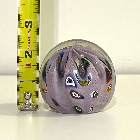 Wheaton Village glass art paperweight signed by WH - Picture 9 of 10